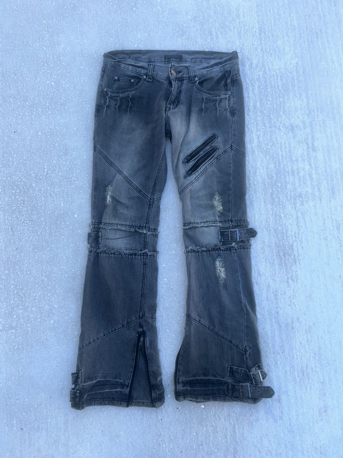 Japanese Brand Hysteric Glamour Style Japanese Bondage Flare Jeans Size US 32 / EU 48 - 1 Thumbnail