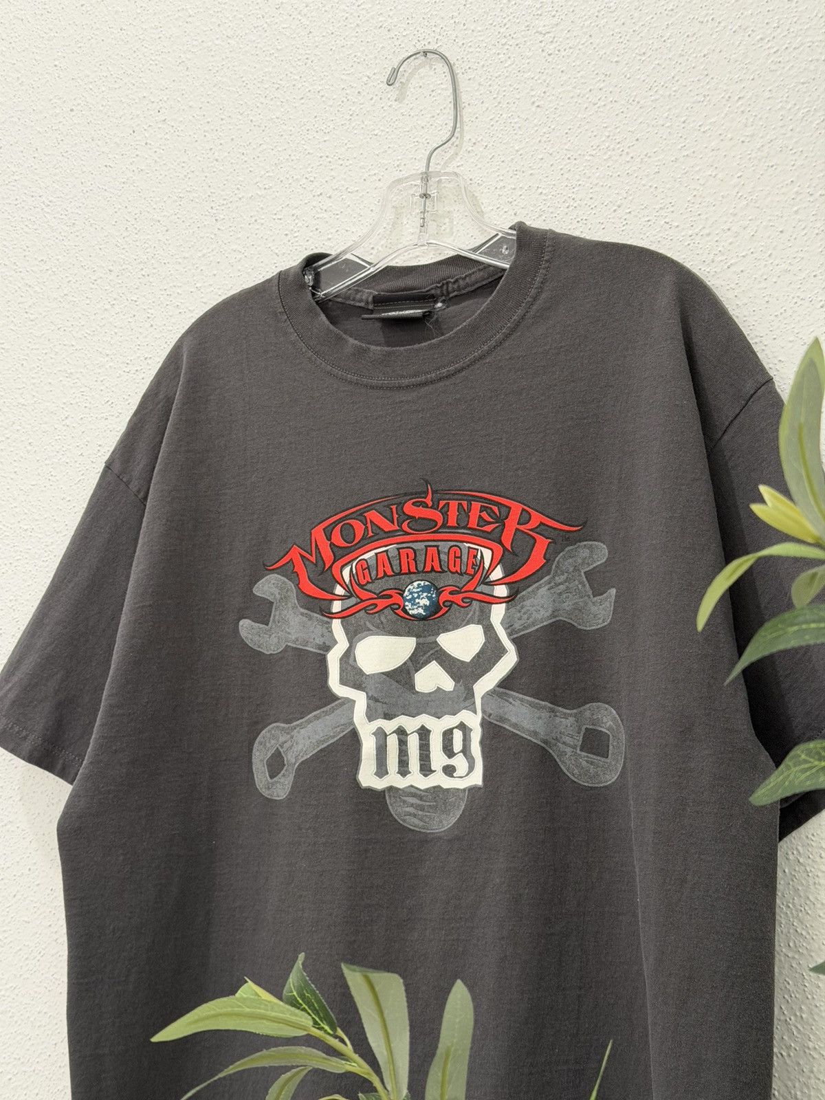Vintage Vintage Y2K 2004 Discovery Channel TV Show Monster Garage XL Size US XL / EU 56 / 4 - 3 Thumbnail
