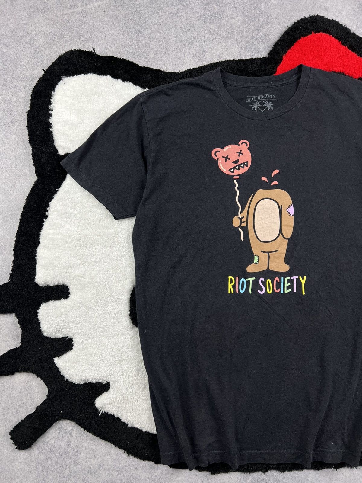 Riot Society Riot Society Bear Ballon Head Big Logo Tee Y2K Shirt Size US M / EU 48-50 / 2 - 2 Thumbnail