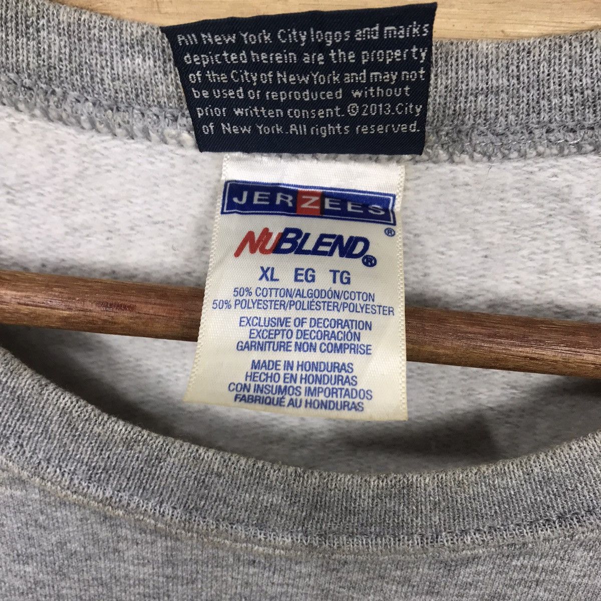 Jerzees Vintage Jerzees NYPD Crewneck Sweatshirt Big Logo Size US XL / EU 56 / 4 - 6 Thumbnail