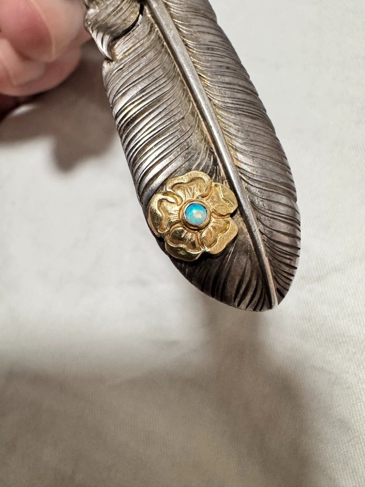 Taro Washimi Taro Washimi E.Claw Gold Rose Opal Feather Silver Necklace Size ONE SIZE - 9 Thumbnail