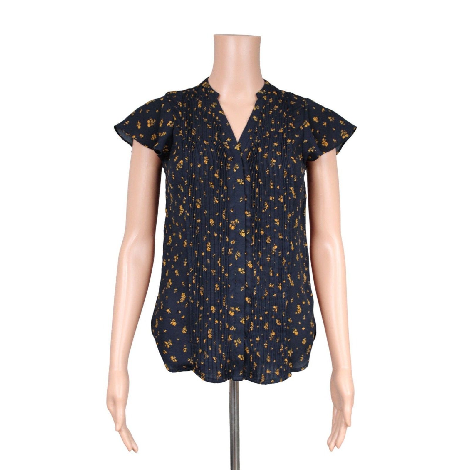 H&M H&M Short Sleeve Top Women's Size 0 Size XS / US 0-2 / IT 36-38 - 1 Thumbnail