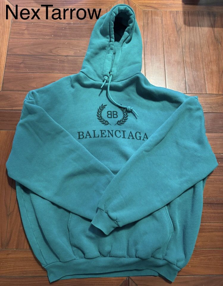 Balenciaga Balenciaga Velvet Hoodie2412-Nextarrow Size US S / EU 44-46 / 1 - 1 Thumbnail