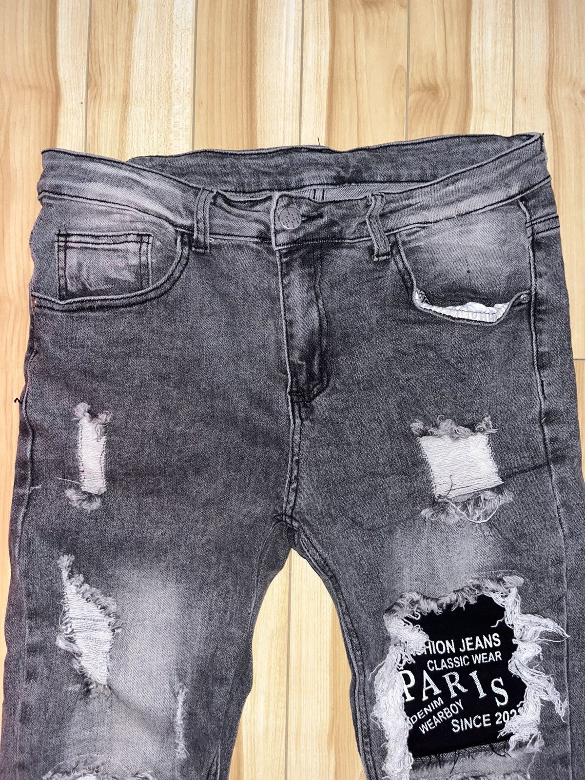 Shein Mens ripped skinny jeans in size 33x33 Size US 33 - 3 Thumbnail