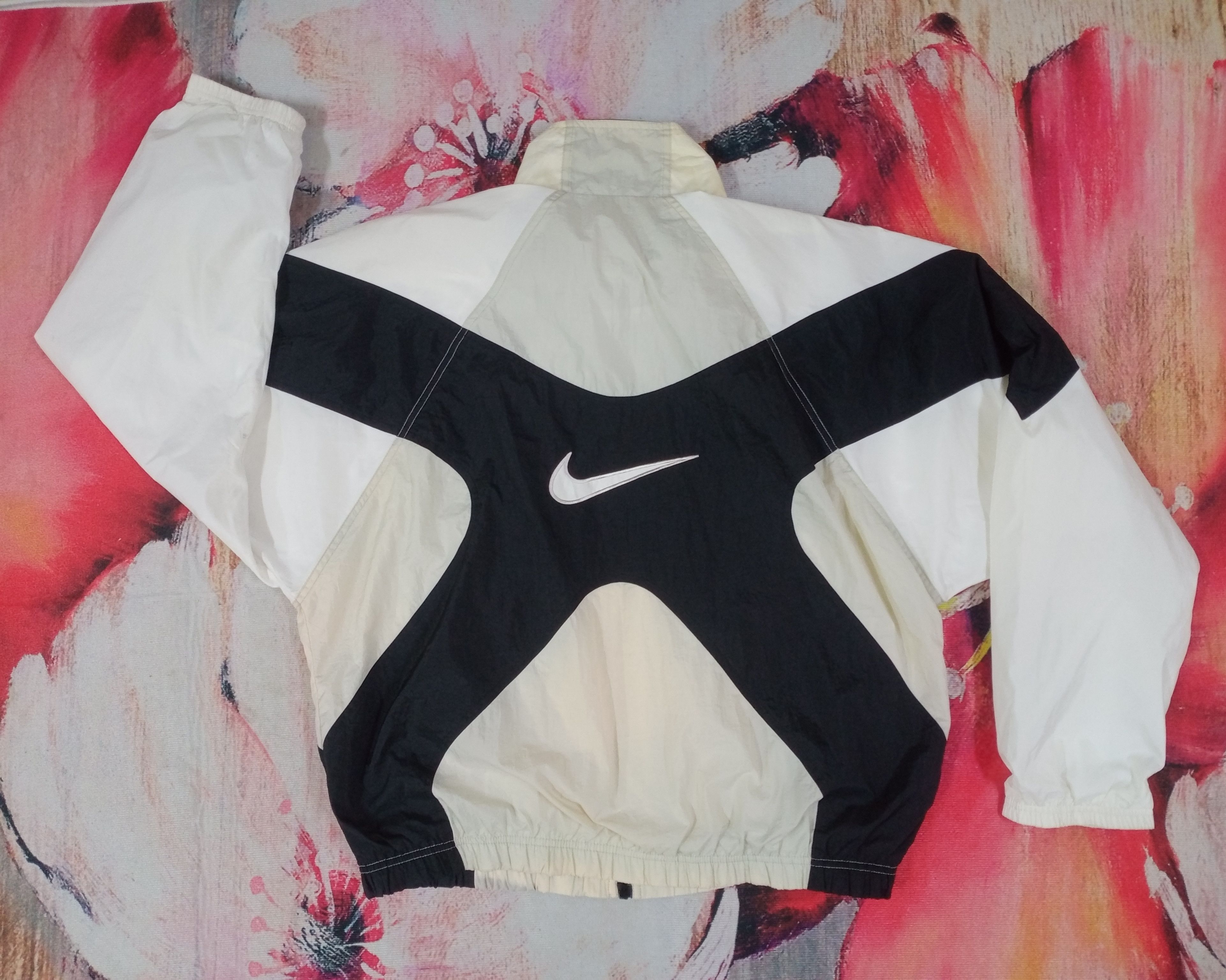 Nike Rare Vintage 90s Nike Big Logo Jacket Size US M / EU 48-50 / 2 - 1 Thumbnail