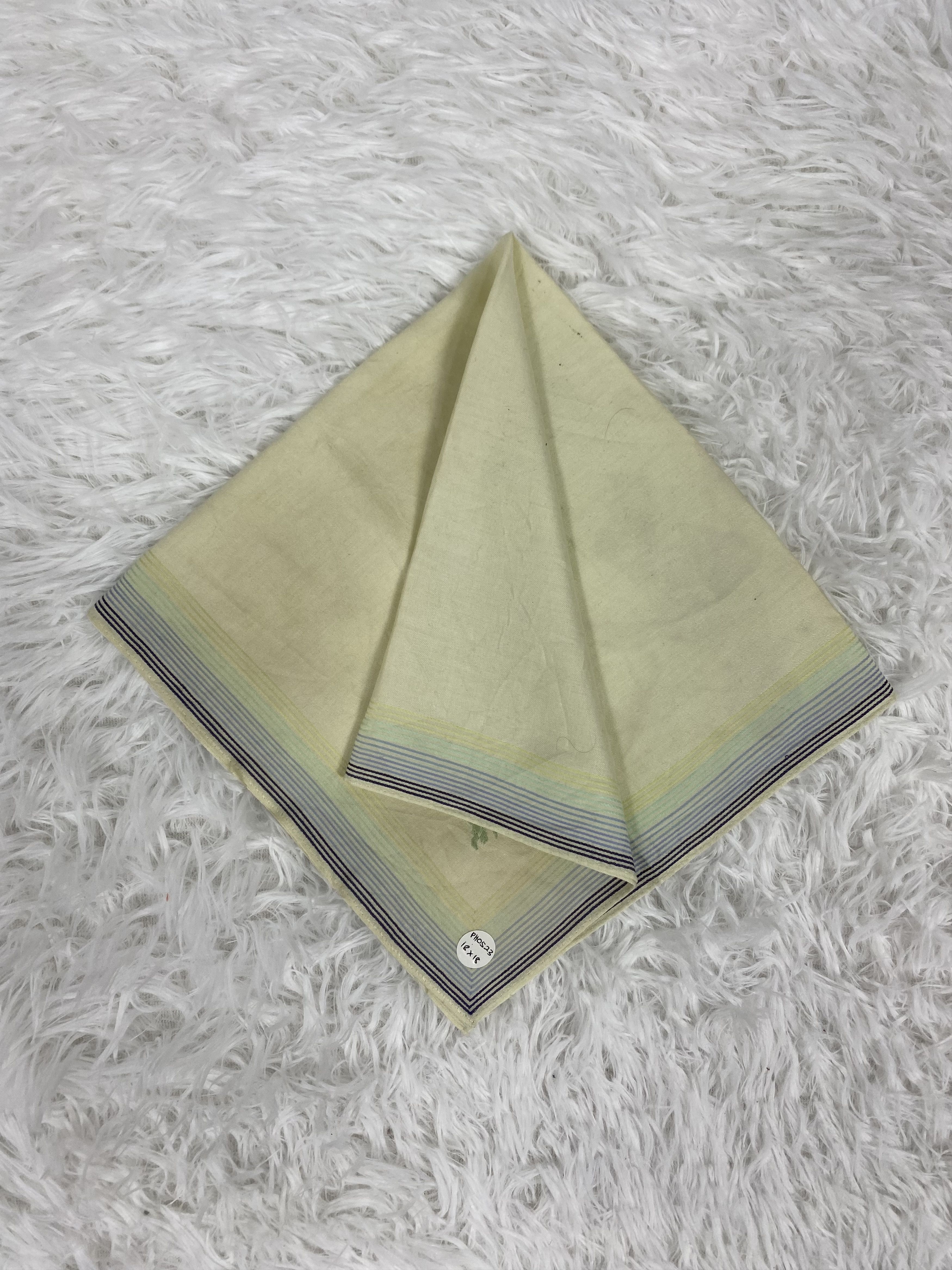 Burberry Vintage Burberry Handkerchief Neckerchief PH0523 Size ONE SIZE - 1 Thumbnail