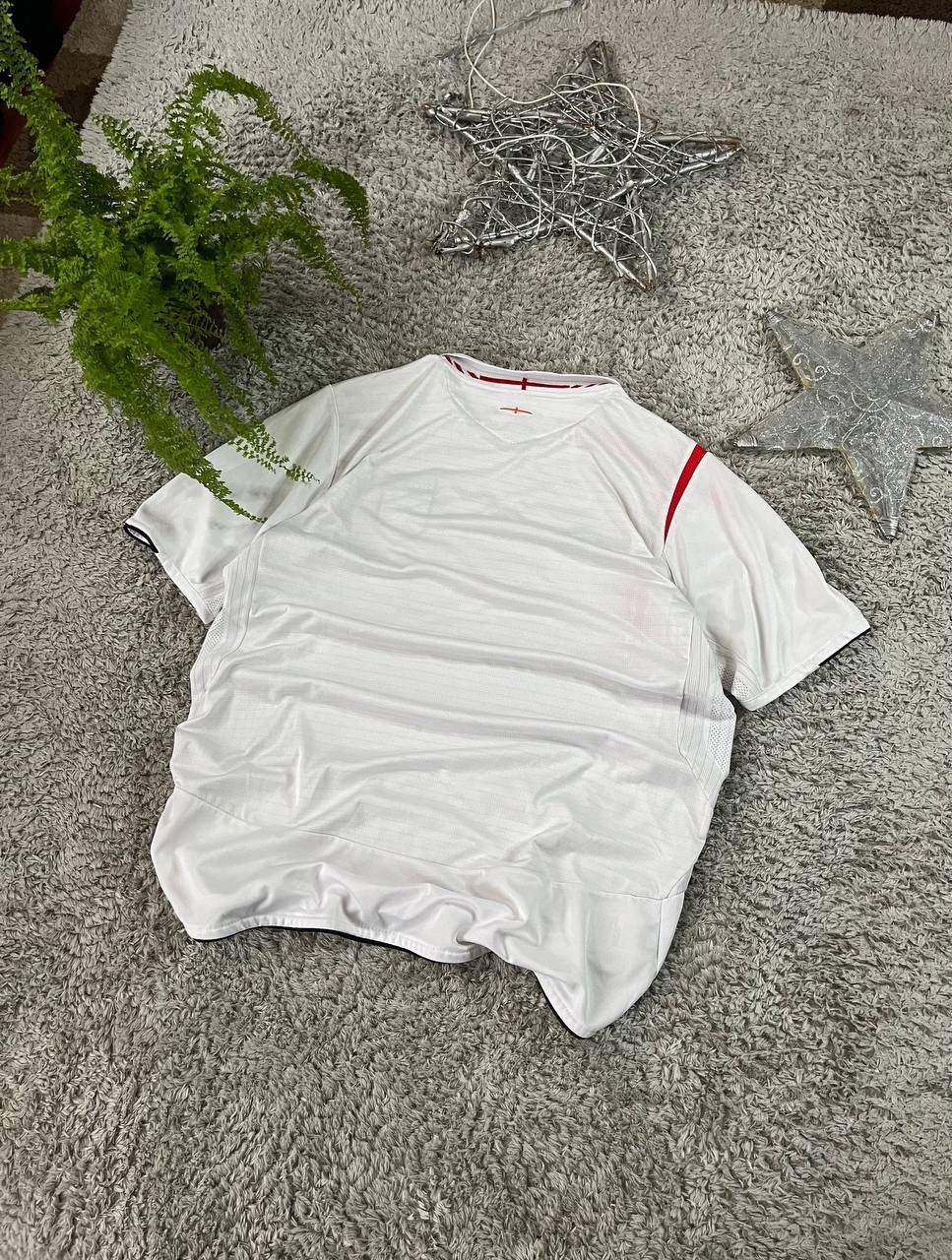 Umbro 00s Umbro T-Shirt Soccer Jersey England Streetwear Vintage Size US M / EU 48-50 / 2 - 9 Thumbnail