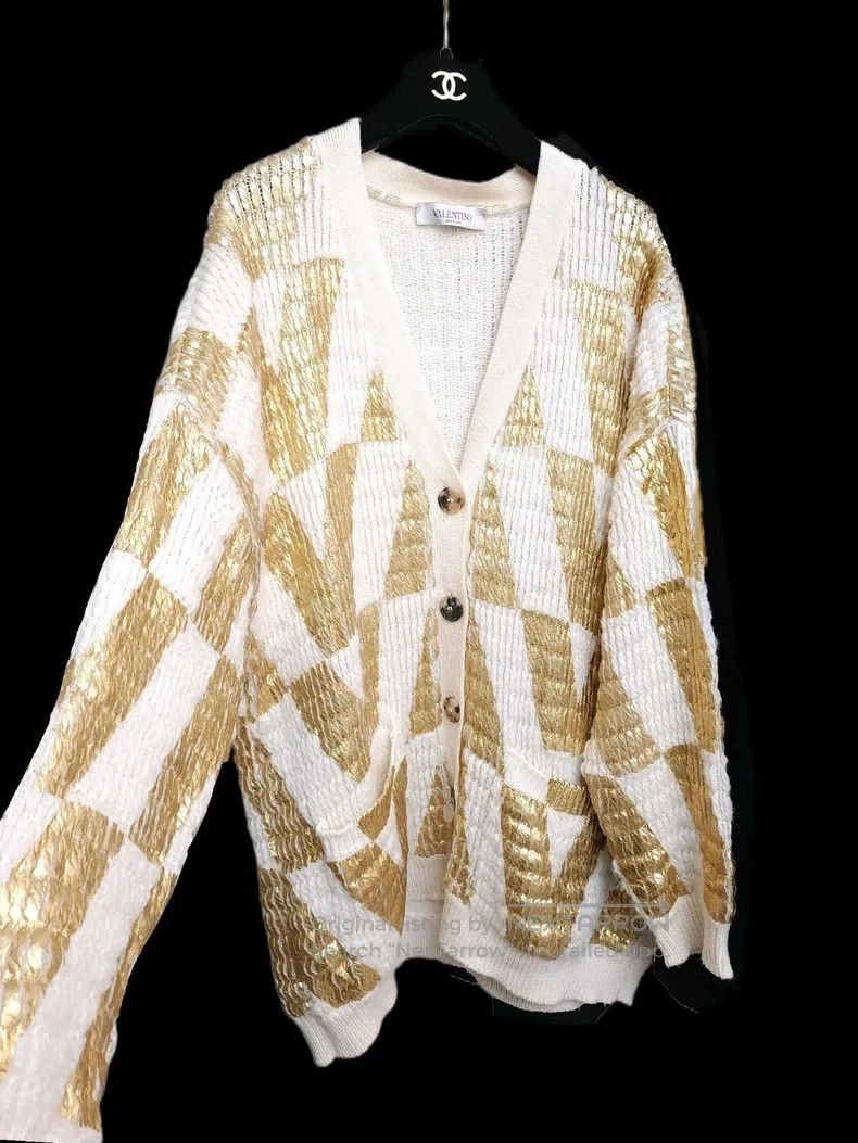 Valentino Valentino Gold V letter cardigan Size S / US 4 / IT 40 - 6 Thumbnail