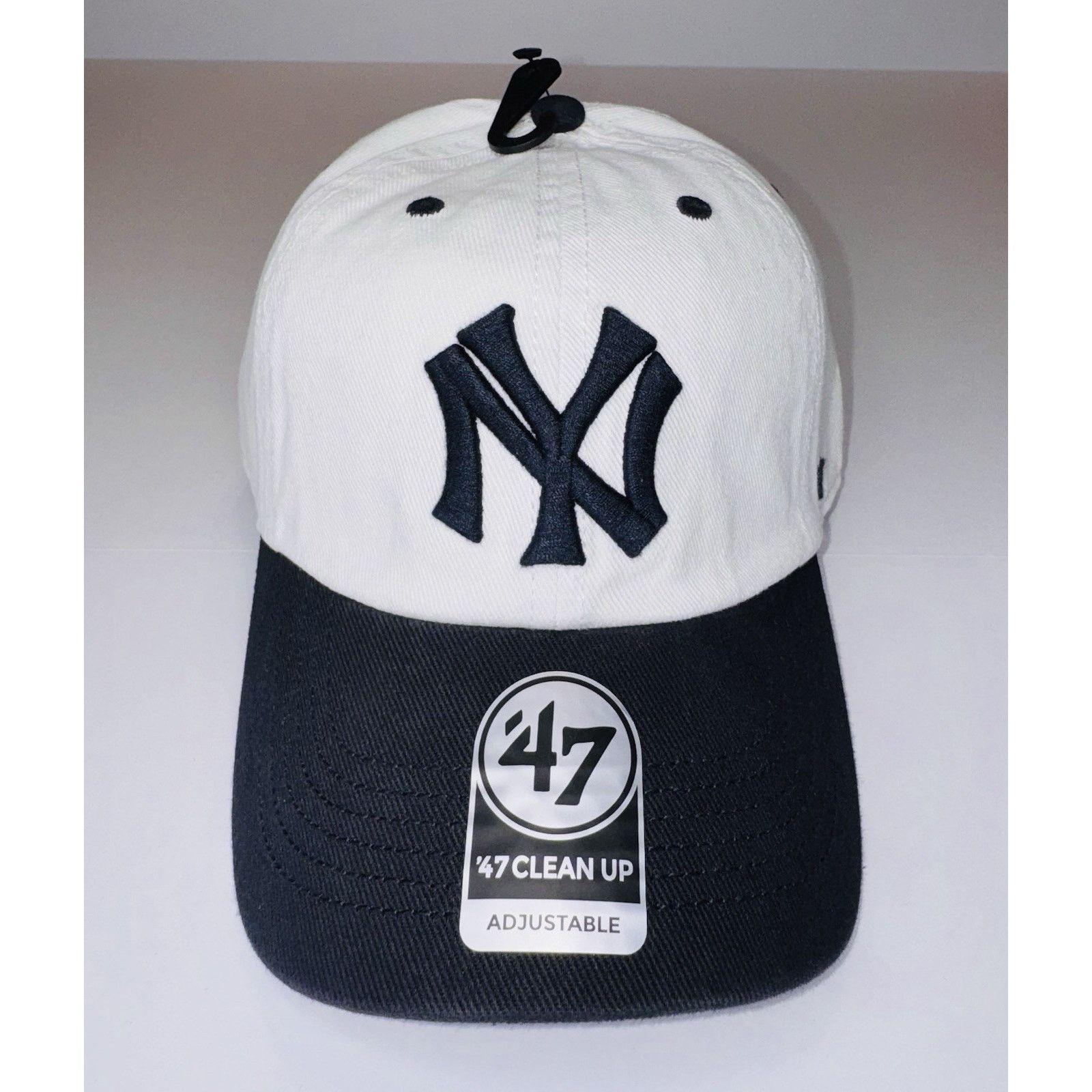 47 Brand 47 New York Yankees Clean Up Adjustable White Navy MLB Hat Size ONE SIZE - 1 Thumbnail