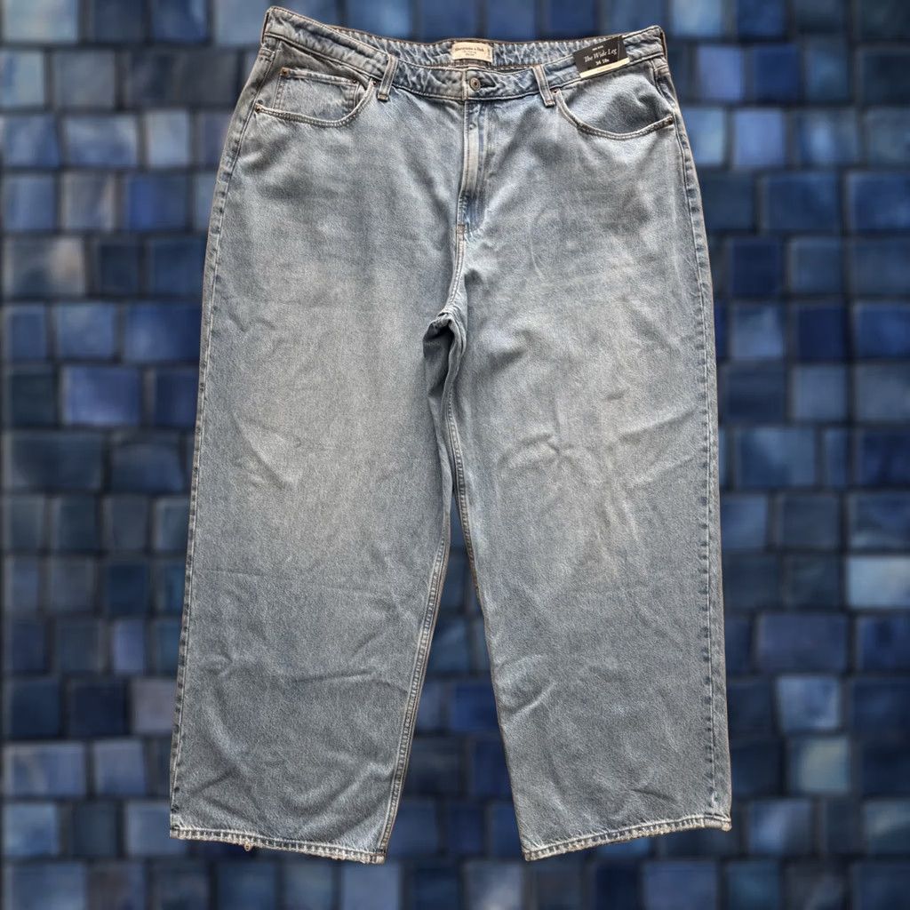 Abercrombie & Fitch Abercrombie & Fitch Jeans Wide Leg Mid Rise Womens 18R Blue Denim 5-Pocket Logo 90s City Hip Hop Vintage? Size 40" / US 18 - 1 Thumbnail