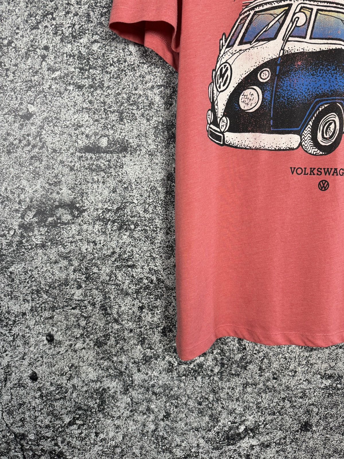 Other Men’s Volkswagen T-Shirt Official Product Bus Palm Size L Size US L / EU 52-54 / 3 - 4 Thumbnail