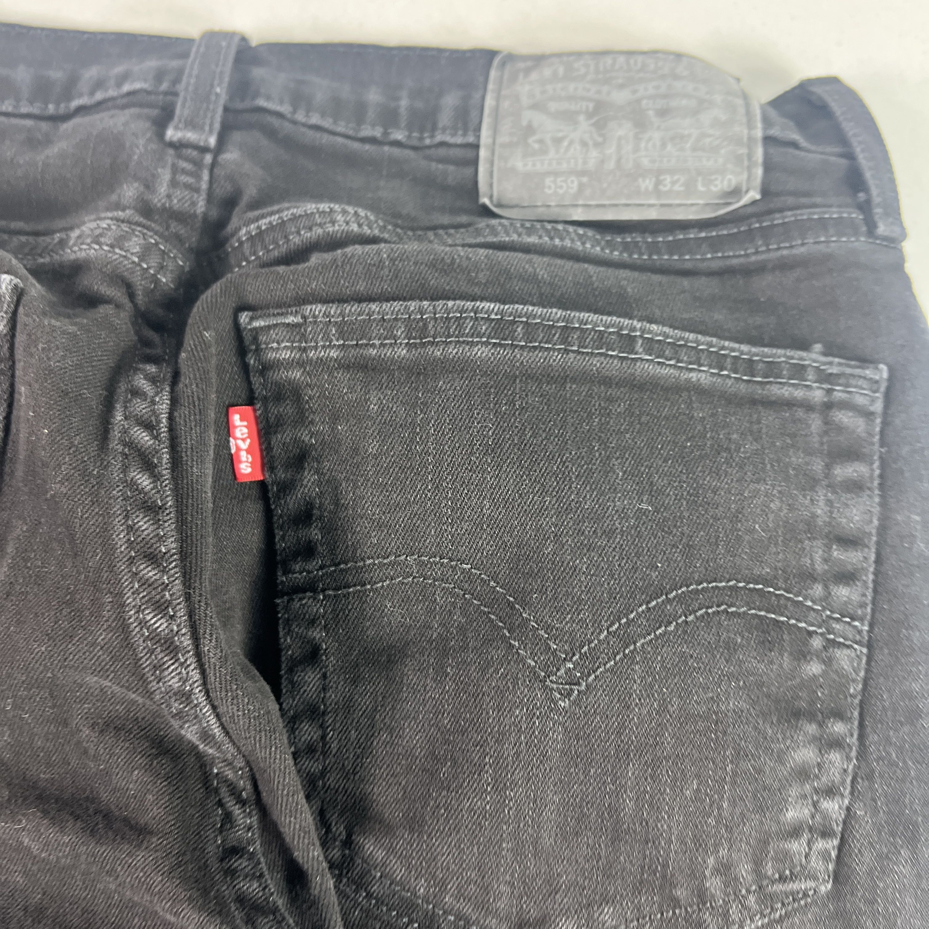 Levi's Levi's Jeans 559 Relaxed Straight Black Faded Stretch Denim Size US 33 - 14 Thumbnail