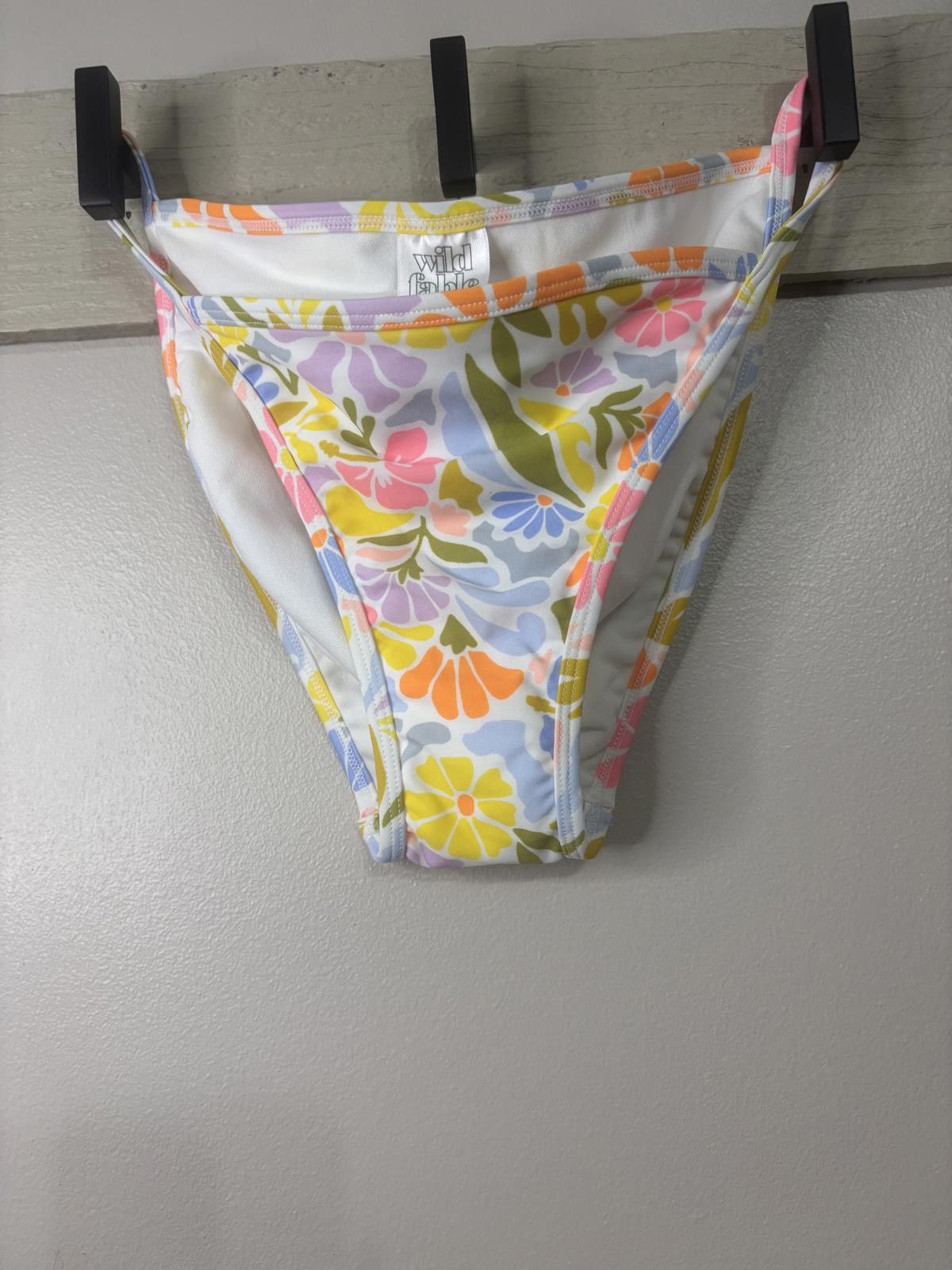 Designer Wild Fable Floral Print Bikini Bottom - Size M Size ONE SIZE - 1 Thumbnail
