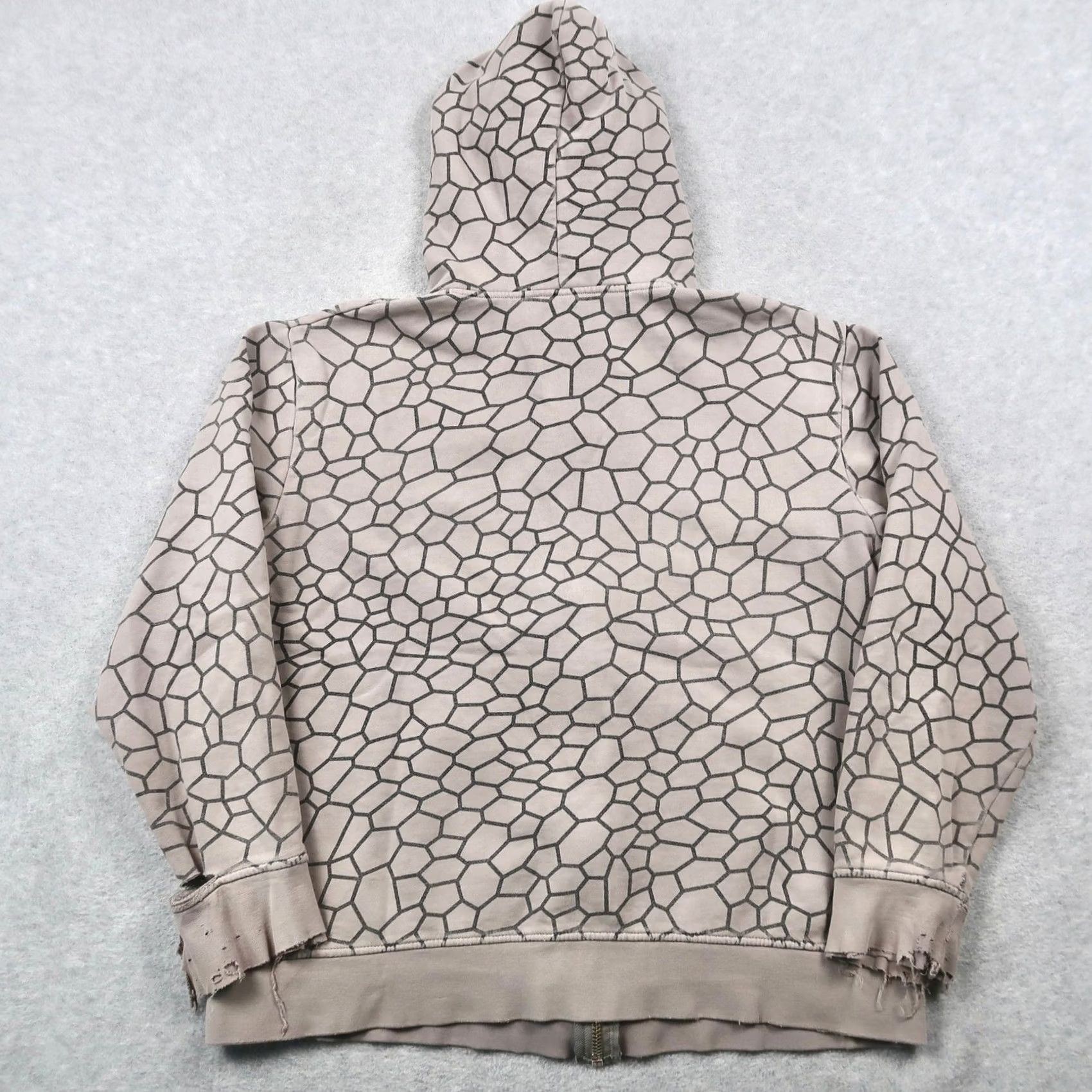 Vintage VINTAGE Famous Stars and Straps Geometric Full Zip Hoodie Mens XL Gray Distressed Size US XL / EU 56 / 4 - 2 Thumbnail