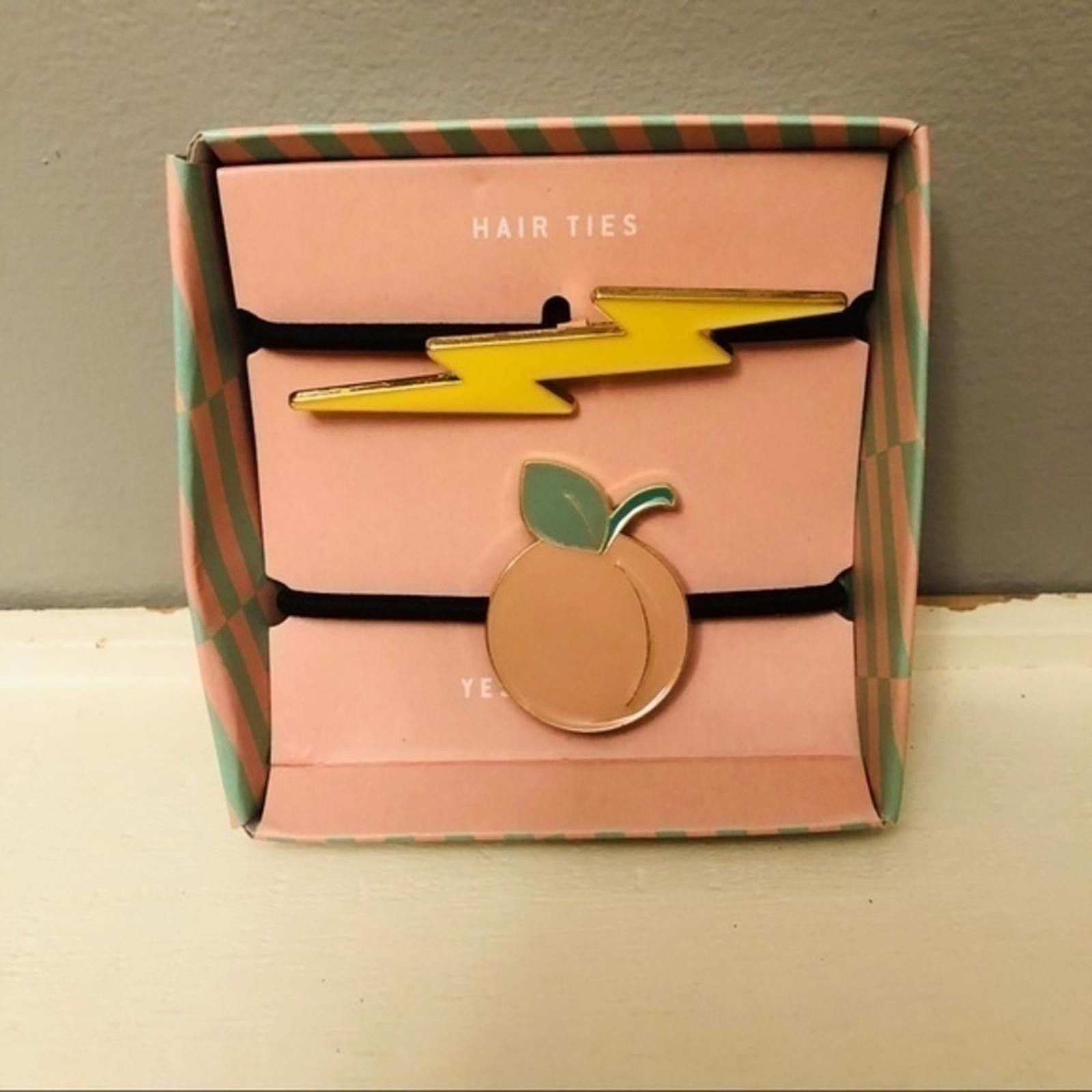 Designer Peach And Lightning Hair Ties NWT Size ONE SIZE - 1 Thumbnail