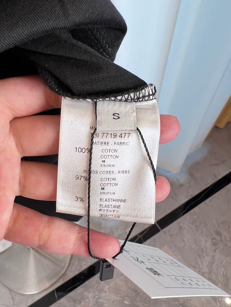 Givenchy Givenchy Cute Little Vest for Summer Size US S / EU 44-46 / 1 - 5 Thumbnail