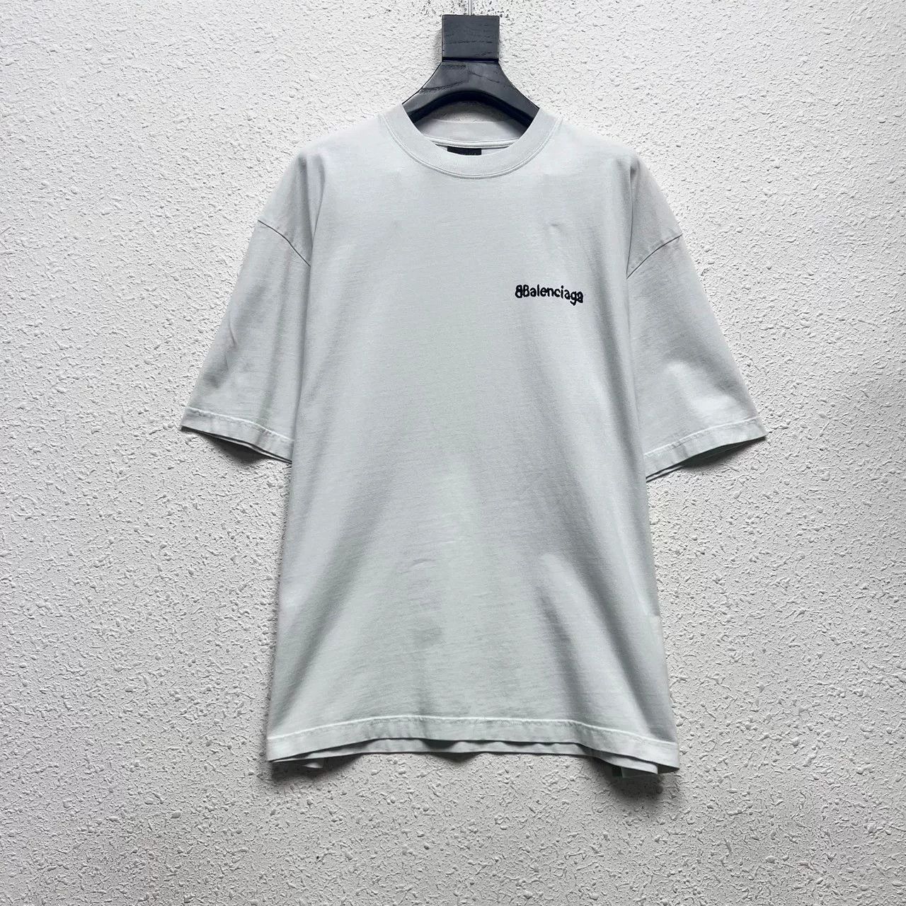 Balenciaga Balenciaga FW23 Graffiti Logo T-Shirt Size US M / EU 48-50 / 2 - 1 Thumbnail