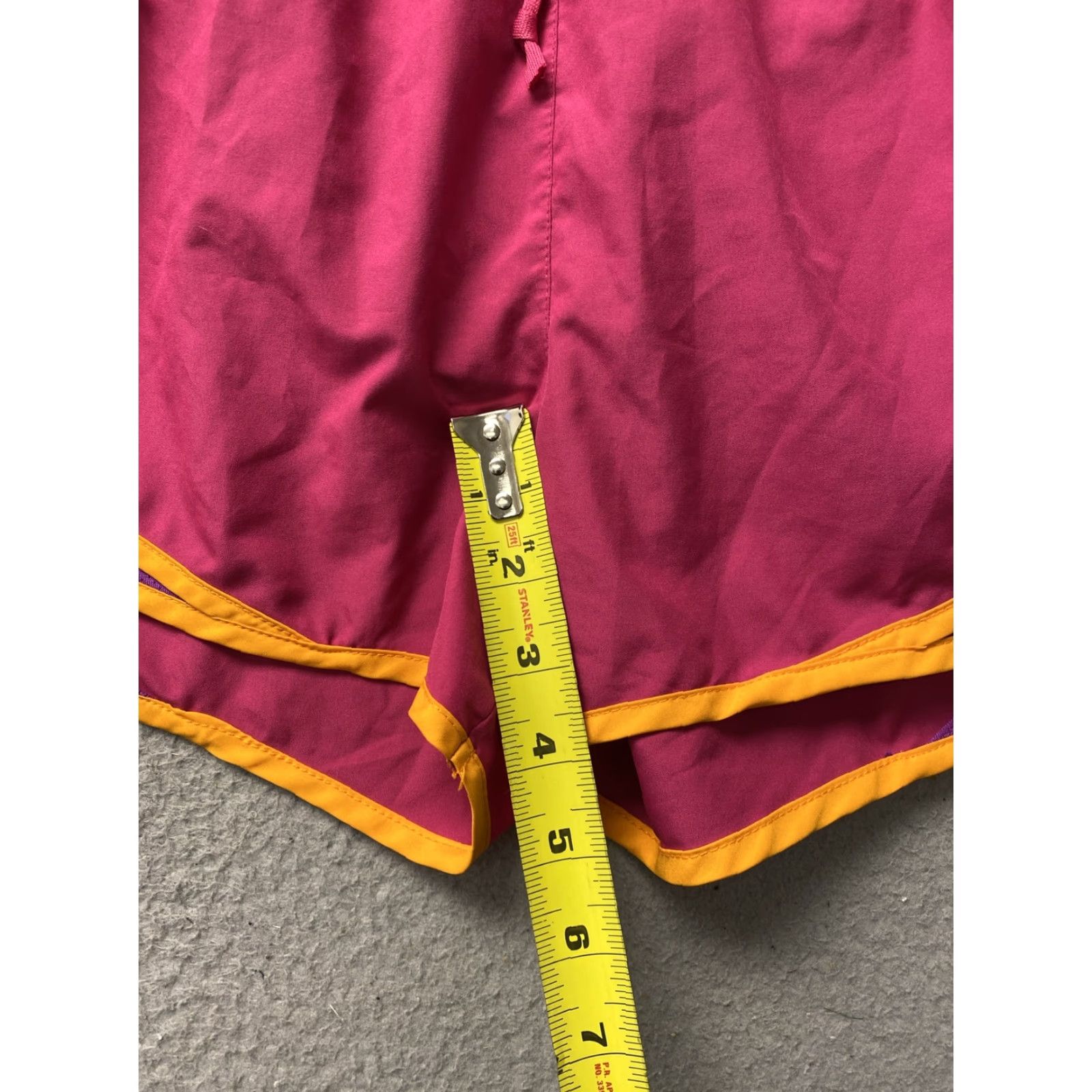 Nike Nike Shorts M Adult Pink Athletic Running Logo Dri Fit Gym Womens 115-15 Size 27" / US 4 / IT 40 - 5 Thumbnail