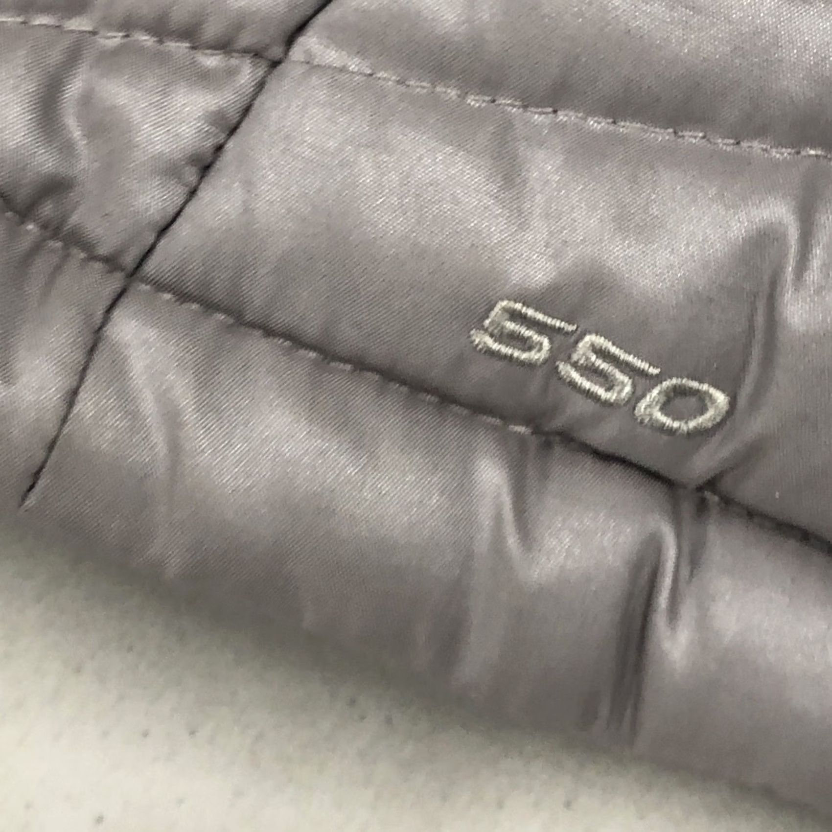 The North Face VINTAGE The North Face Down Puffer Vest Women's XL Silver Gray Full Zip Quilted 550 Jacket Size XL / US 12-14 / IT 48-50 - 4 Thumbnail