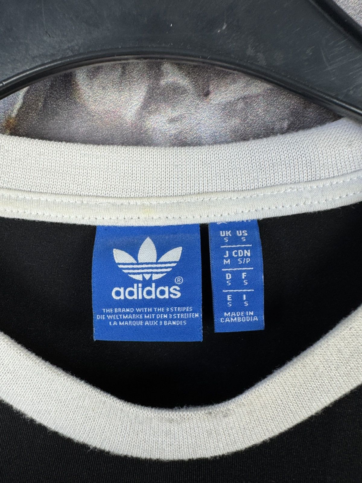 Adidas Men’s Adidas T-Shirt Black Striped Sportswear Size Small Size US S / EU 44-46 / 1 - 6 Thumbnail