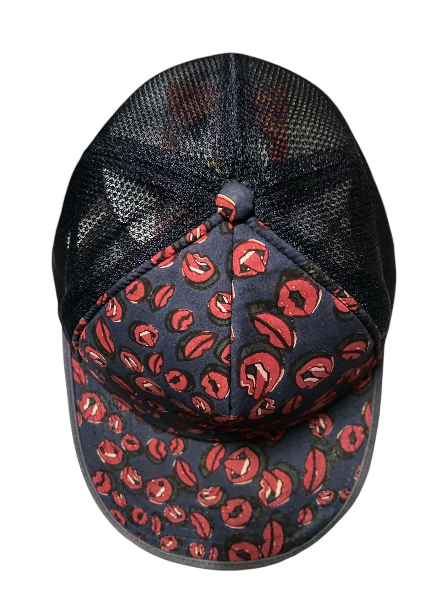 Jun Takahashi RARE Archive Jun Takahashi Undercover Fullprint Lips Trucker Size ONE SIZE - 1 Thumbnail