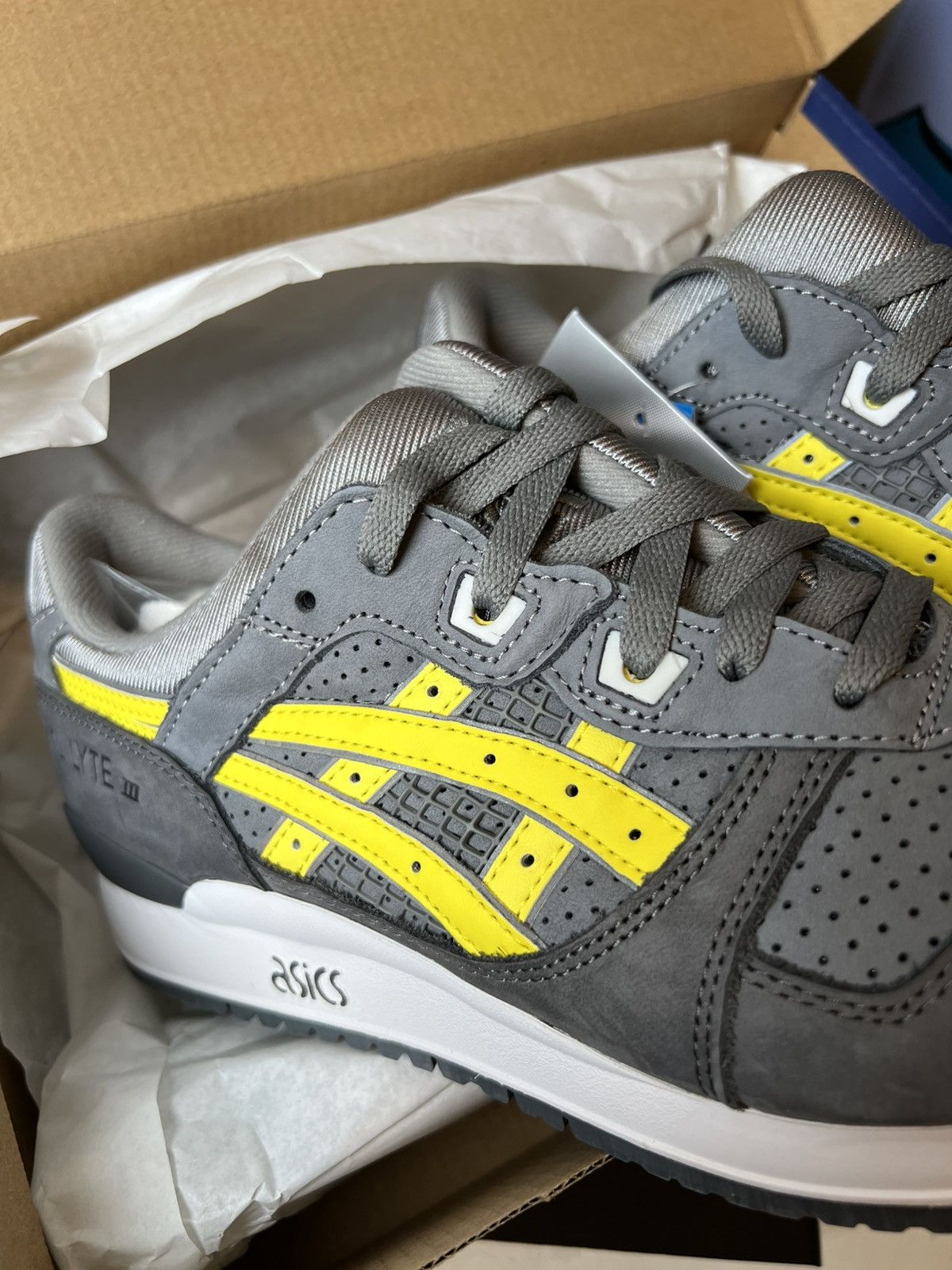Asics × Kith Gel Lyte 3 x Ronnie Fieg 8.5 Size US 8.5 / EU 41-42 - 1 Thumbnail