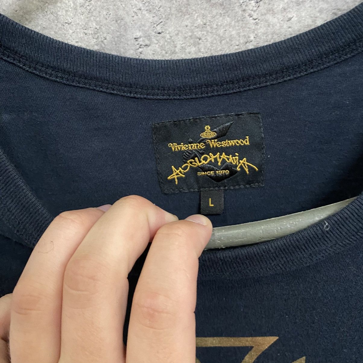 Vivienne Westwood Vivienne Westwood T-Shirt Big Logo Rare Retro Hype Y2K Size US L / EU 52-54 / 3 - 7 Thumbnail