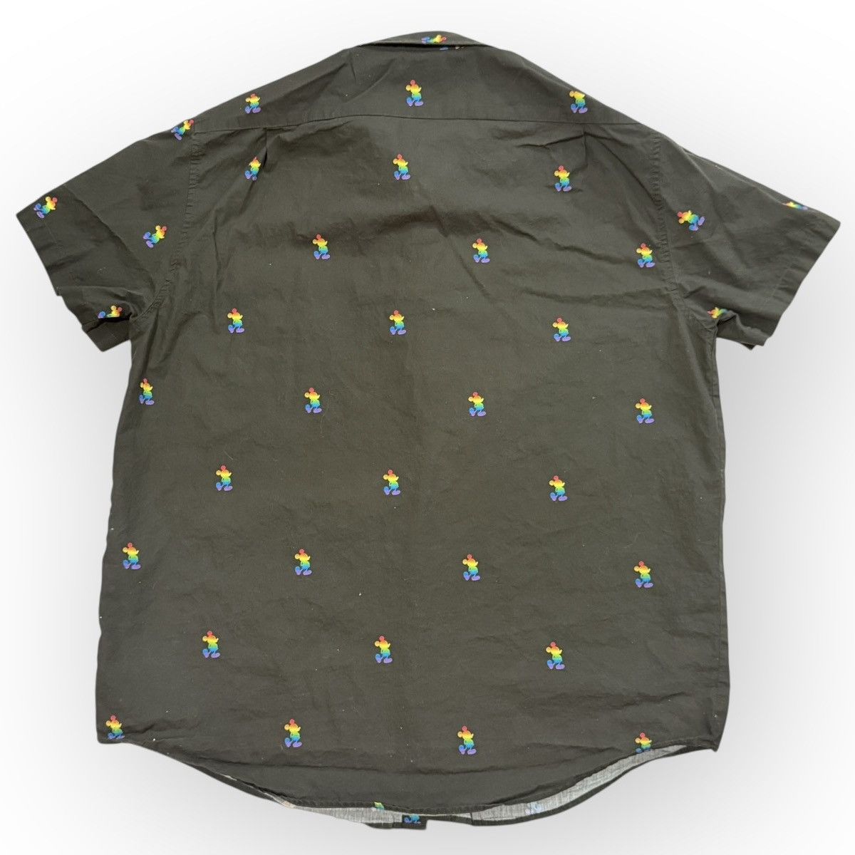 Disney Disney Store Mickey Mouse PRIDE Button Down Woven camp Shirt Size US L / EU 52-54 / 3 - 2 Thumbnail