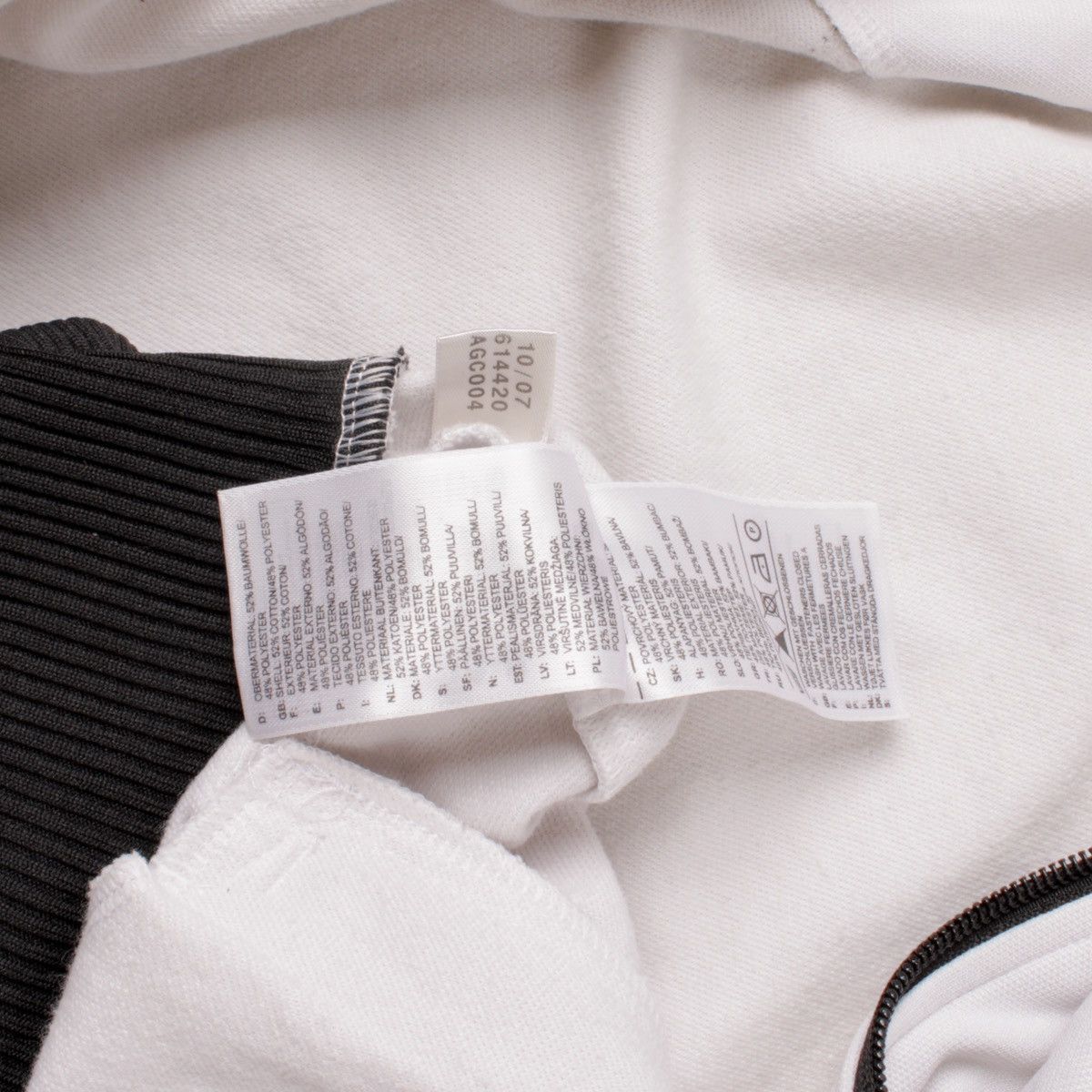 Adidas Vintage Adidas Men’s Full Zip Track Jacket 2007 White Size US XXL / EU 58 / 5 - 13 Thumbnail