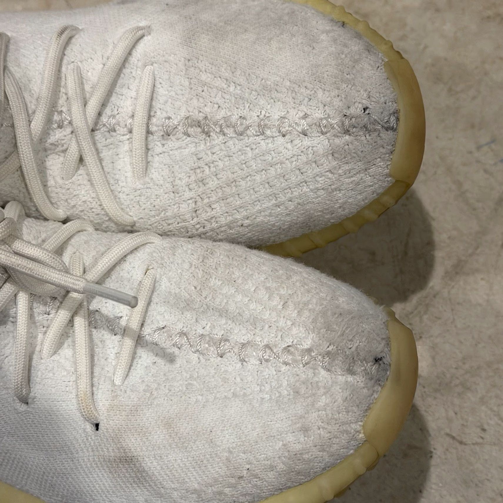 Adidas adidas Yeezy Boost 350 V2 Cream White Triple White - Size 9 - Men Sneaker / Running & Jogging / Primeknit / Low Top / Pre-owned Good Size ONE SIZE - 4 Thumbnail