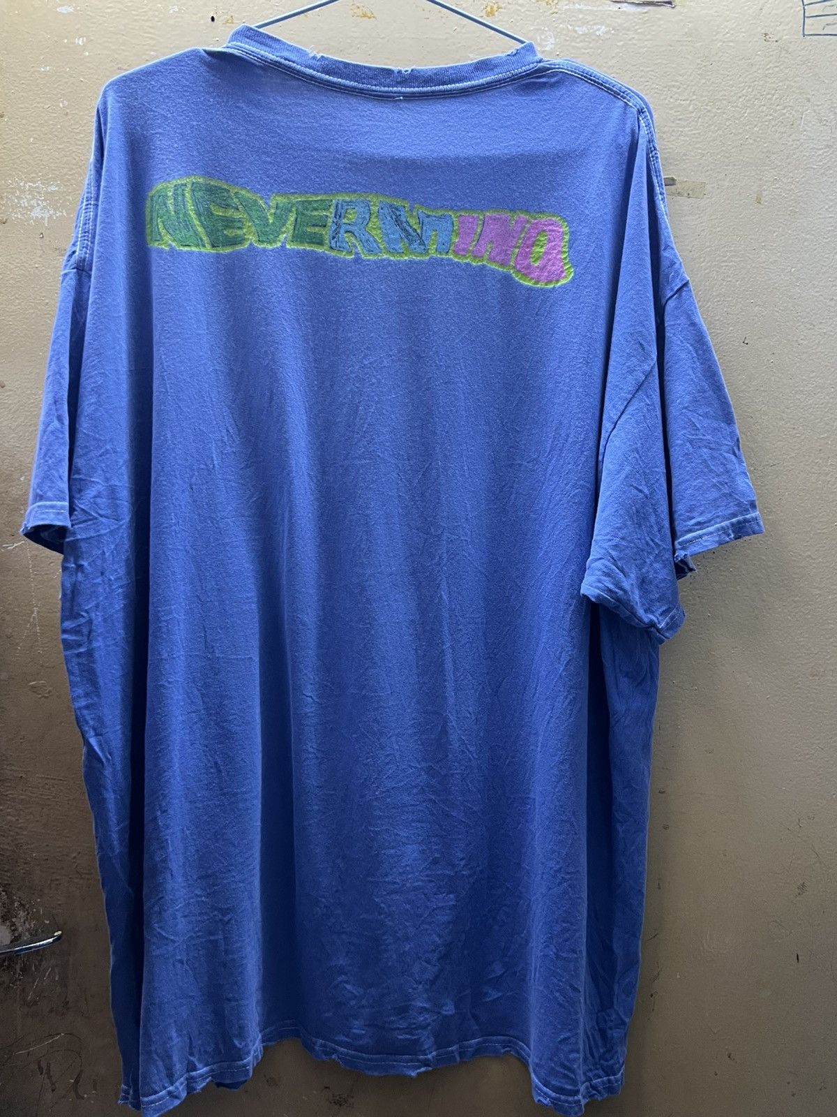 Band Tees Vtg y2k nirvana nevermind pinhole style tee Size US XL / EU 56 / 4 - 2 Thumbnail