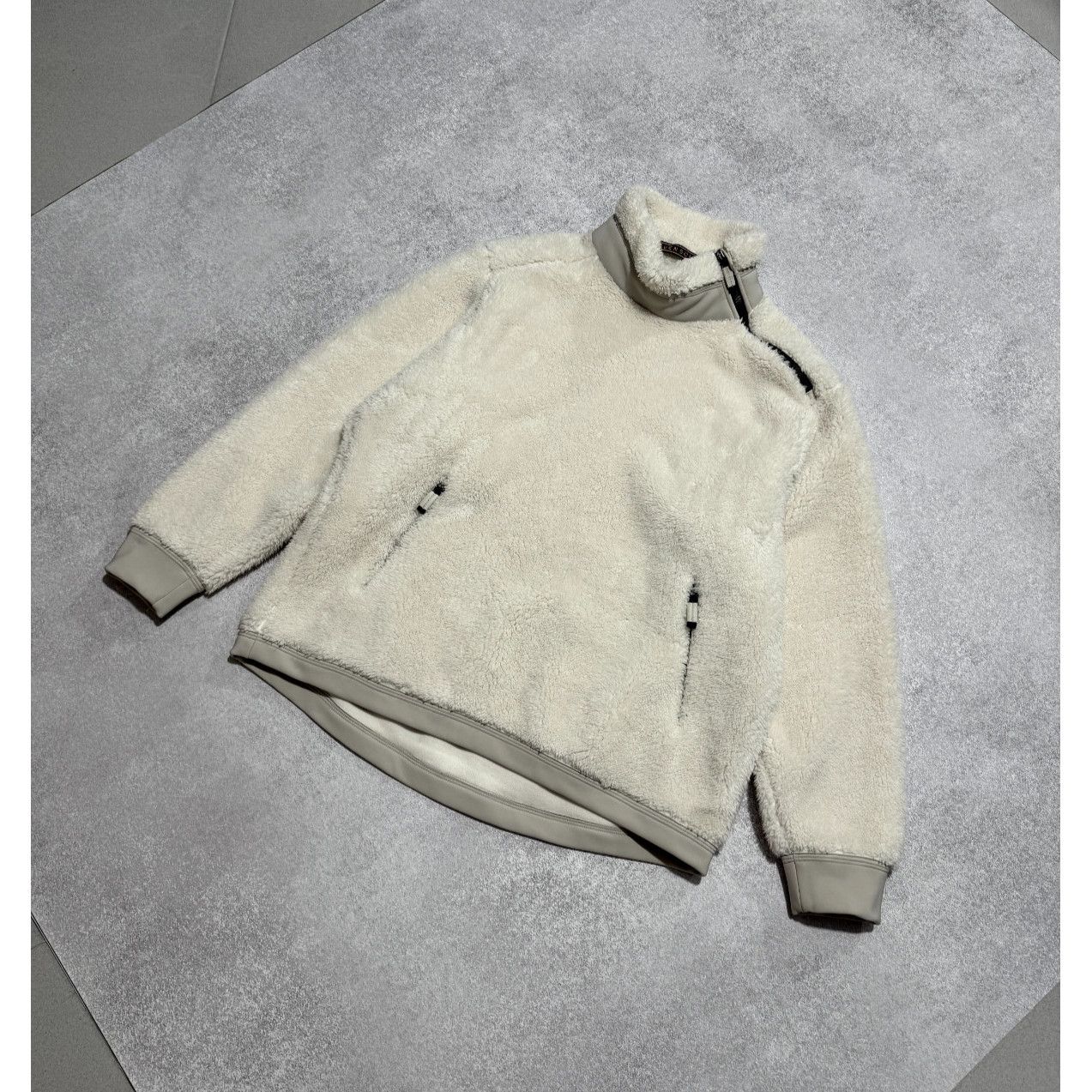Fraunenschuh Woman Sherpa Fleece Jacket Shoulder Zip Cream W
