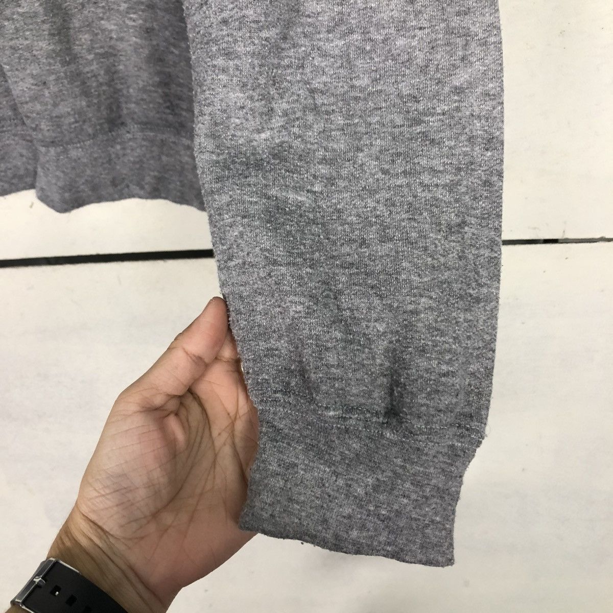 Obey 🔥VINTAGE SWEATSHIRT OBEY BIG LOGO OVER PRINT Size US M / EU 48-50 / 2 - 13 Thumbnail