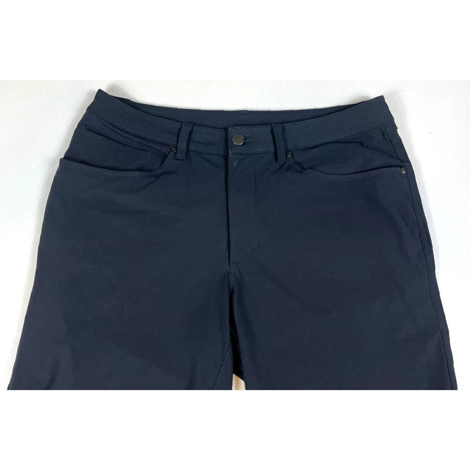 Lululemon Lululemon Men's ABC Pants Obsidian 32x28 Classic Flat Front Polyester Blend Chino Pants Size US 32 / EU 48 - 4 Thumbnail
