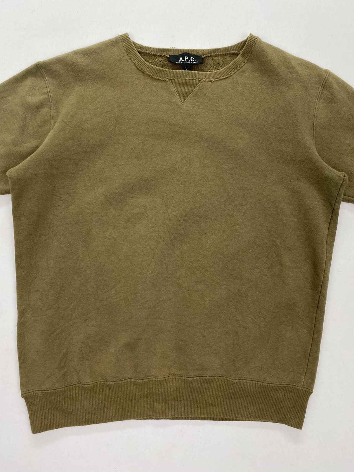 A.P.C. A.P.C. Distressed Cropped Sweatshirt Size US XXS / EU 40 - 3 Thumbnail
