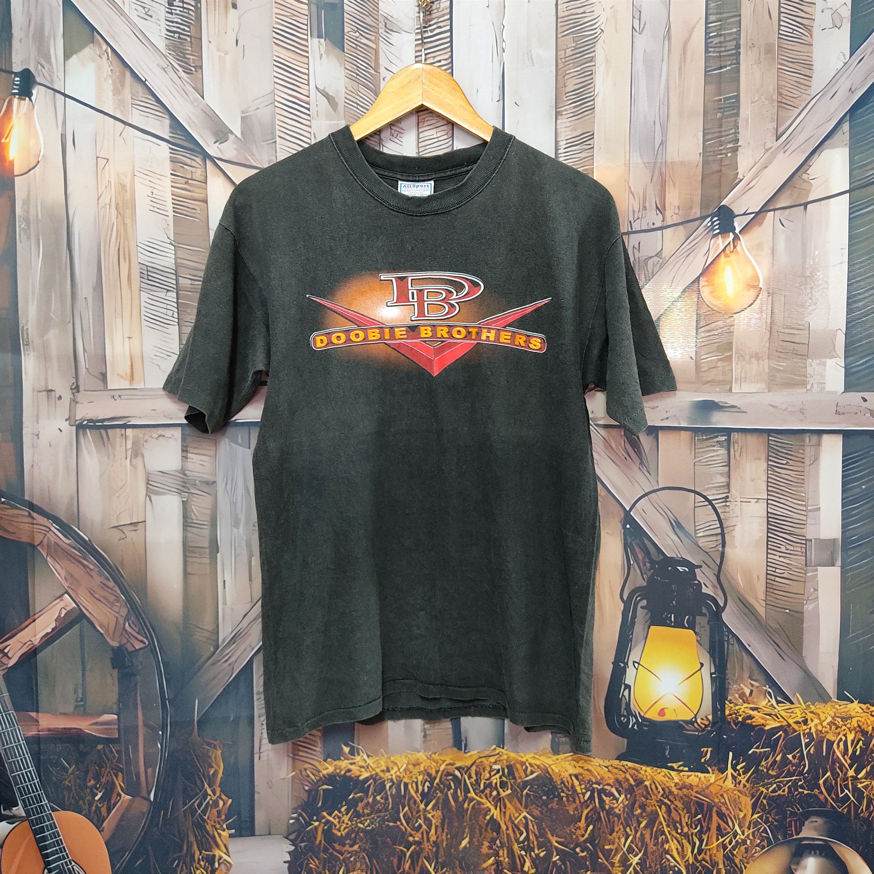 image of Rock Band x Rock T Shirt Vintage Doobie Brothers Tour 2001 Band T-Shirt in Faded Black (Size Medium