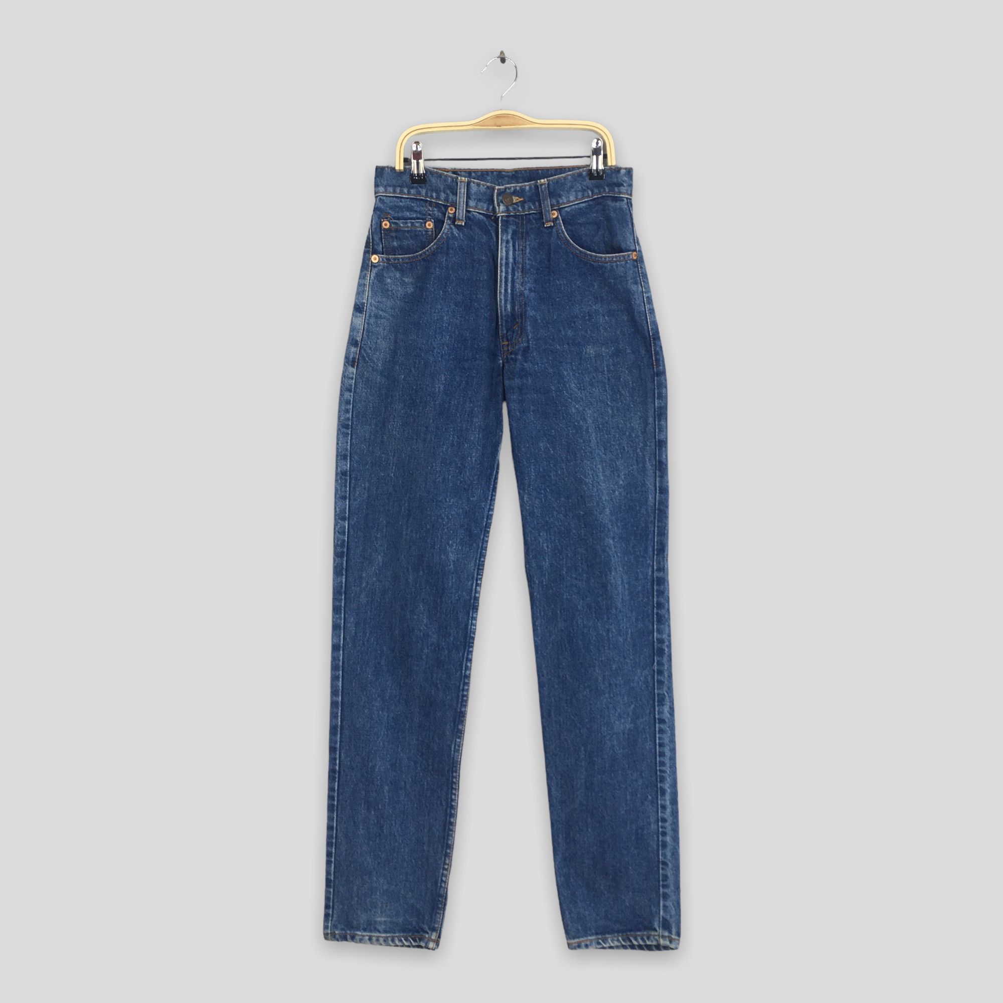 image of Size 26X32 Vintage 90's Levi's 626 Faded Blue Jeans, Women's