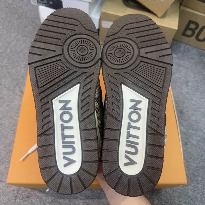 Louis Vuitton Louis Vuitton Skate Fashion Sneakers for Men -2508 Size US 7.5 / EU 40-41 - 4 Thumbnail
