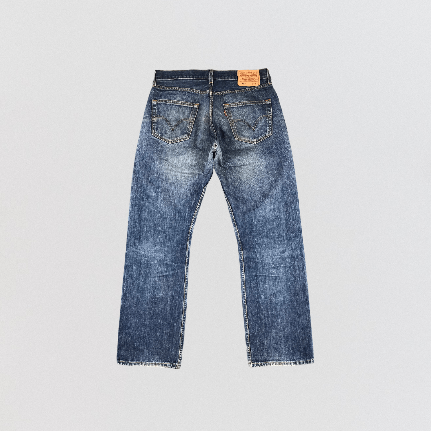 Levi's Vintage Levis 501 Jeans-JM897 Size US 33 - 2 Thumbnail