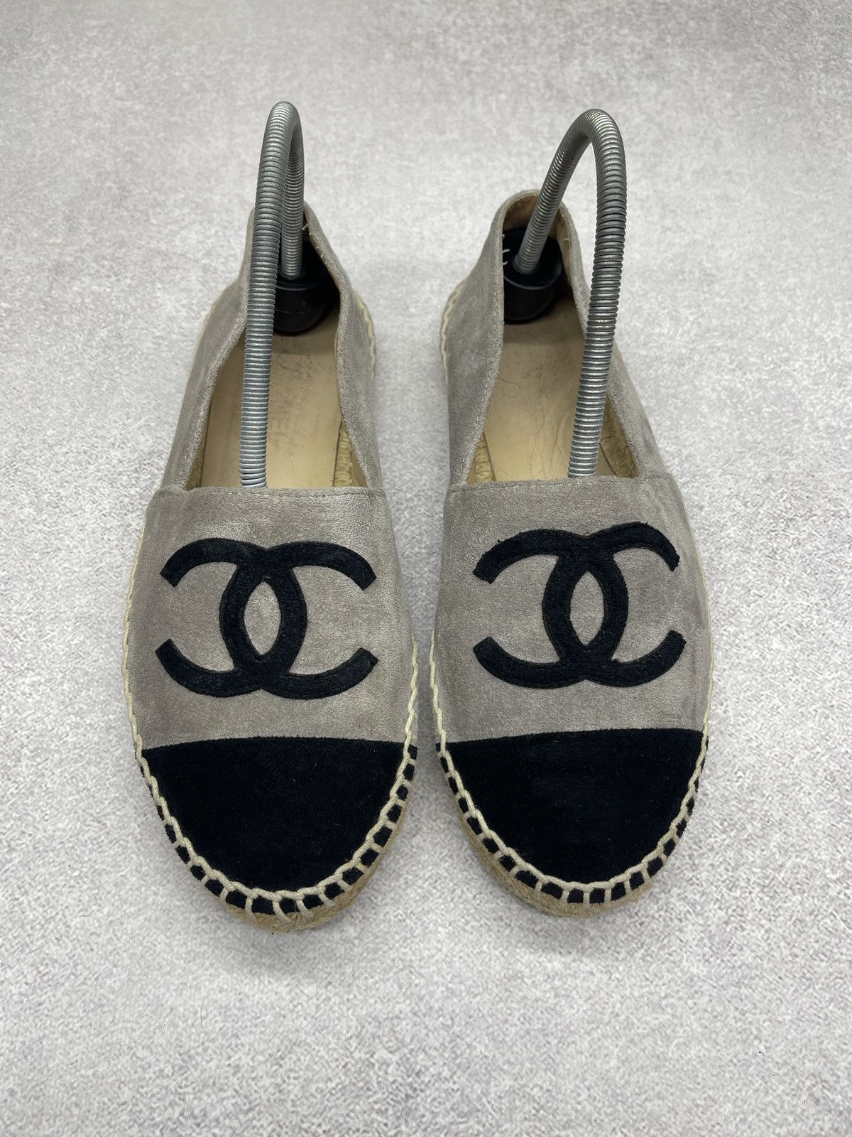 Chanel Women Chanel Espadrilles Shoes Gray/Black Made in Spain Size US 9 / IT 39 - 2 Thumbnail