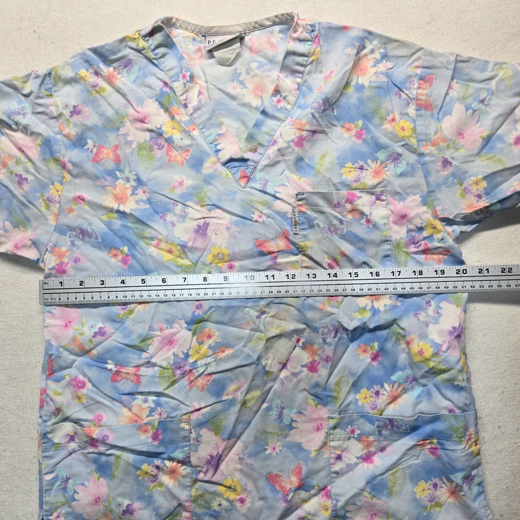 Vintage VINTAGE Peaches Uniforms Spring Flowers Floral Print Cotton Scrub Top Women L Short Sleeve Pockets Medical Size US L / EU 52-54 / 3 - 7 Thumbnail