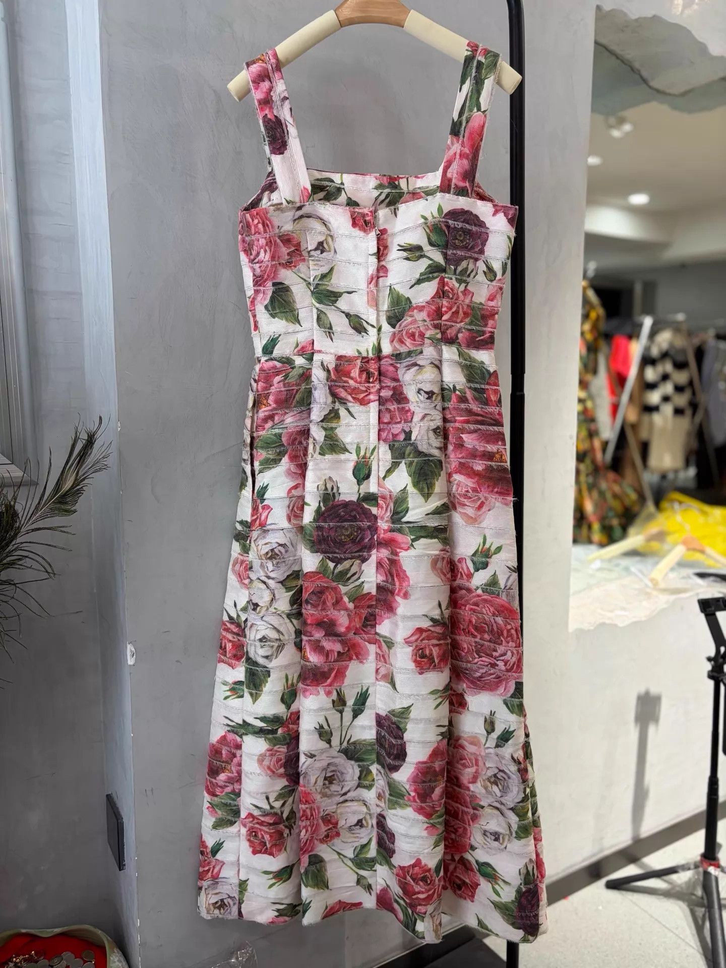 Dolce & Gabbana DG full floral silk slip dress new w/ tags 38 Size XS / US 0-2 / IT 36-38 - 3 Thumbnail