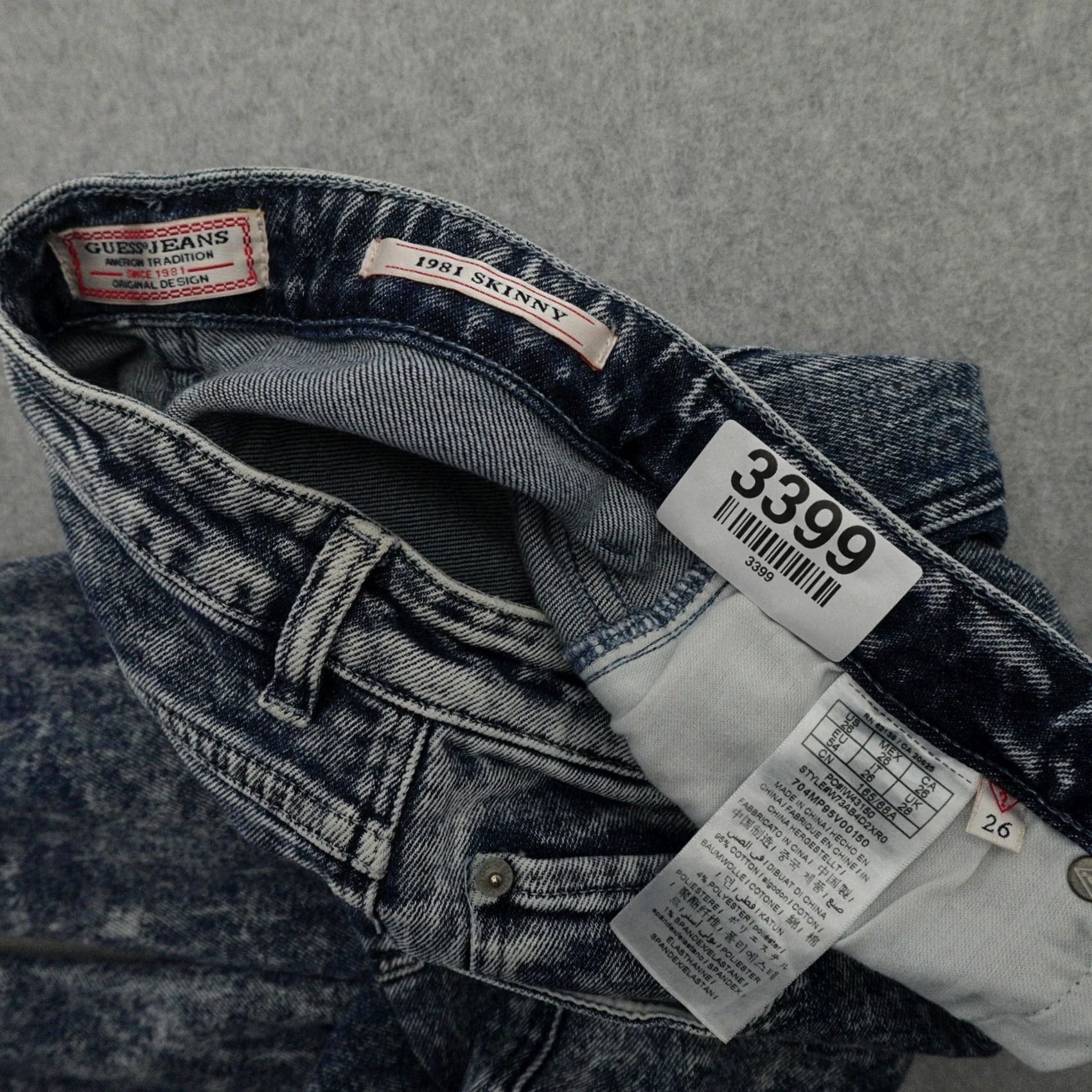Guess GUESS Jeans Women's 26 (26X28) Acid Wash Skinny Button Fly Blue Jeans Size 26" / US 2 / IT 38 - 4 Thumbnail