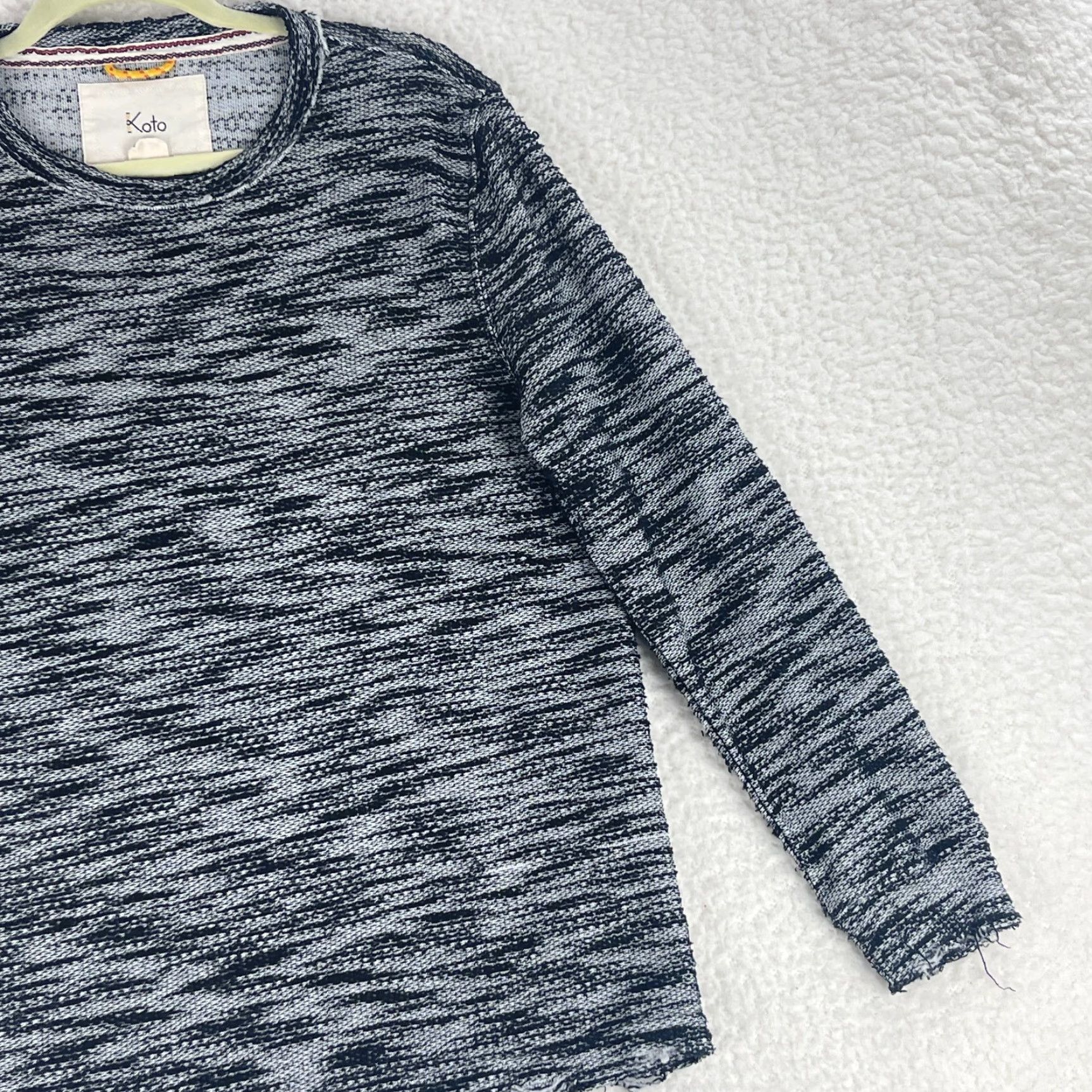Anthropologie Anthropologie Koto Shirt Womens Medium Black Heathered Long Sleeve Crew Neck Pullover Blouse Size M / US 6-8 / IT 42-44 - 4 Thumbnail