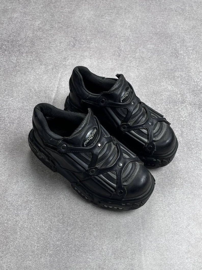 Japanese Brand × Vintage Vintage New Rock Style Avantgarde Grunge Leather Shoes Y2K Size US 8 / IT 38 - 2 Thumbnail