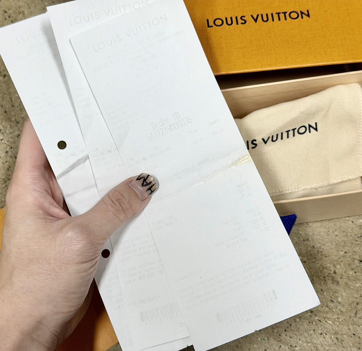Louis Vuitton Louis Vuitton Lv & Tyler heart MNG CRAGGY BIKE Size ONE SIZE - 7 Thumbnail