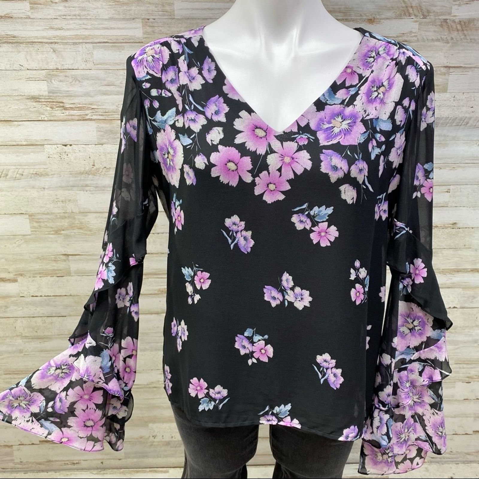 Nanette Lepore Nanette Lepore Silk Zen Floral Blouse Size S Purple Black Size S / US 4 / IT 40 - 2 Thumbnail