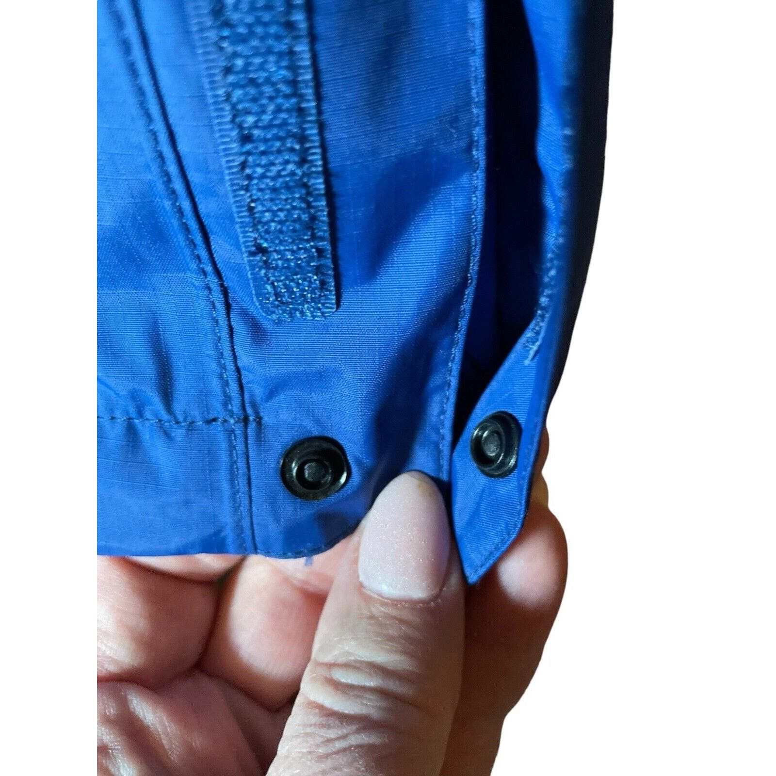 The North Face The North Face Full Zip Blue Nylon Shell Mesh Liner Jacket Size US L / EU 52-54 / 3 - 3 Thumbnail