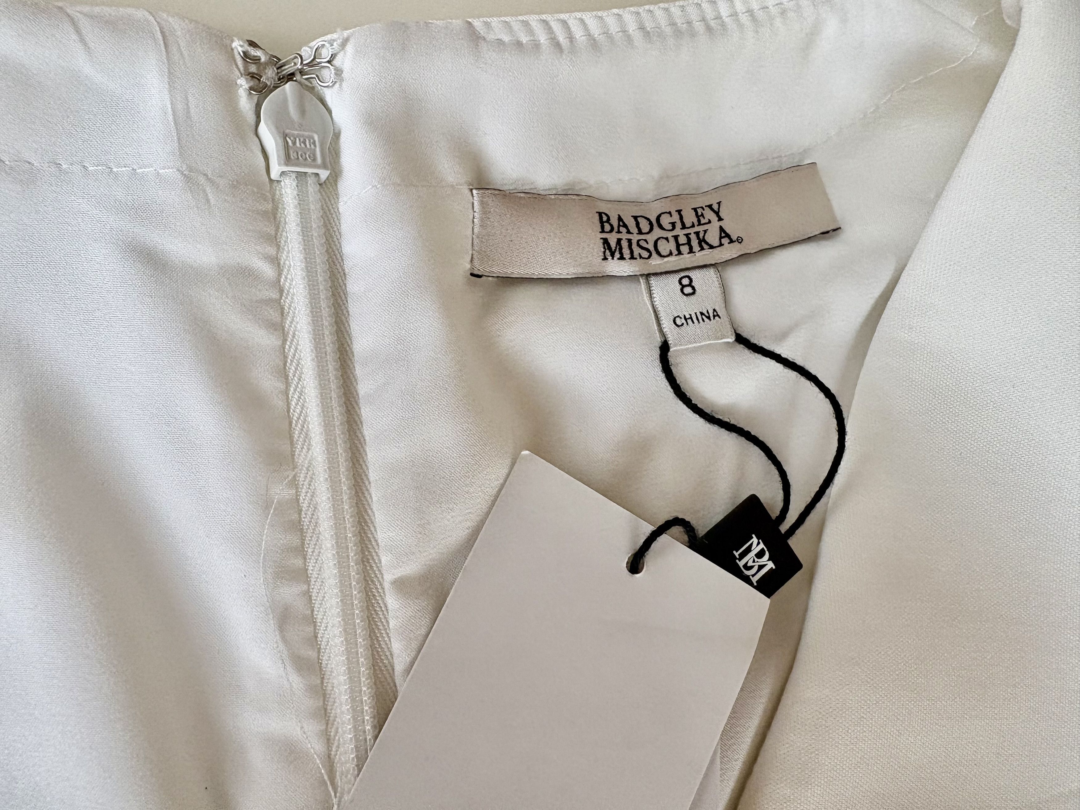 Badgley Mischka Badgley Mischka Women's 3/4 Sleeve Cocktail Dress In Ivory. Size M / US 6-8 / IT 42-44 - 6 Thumbnail