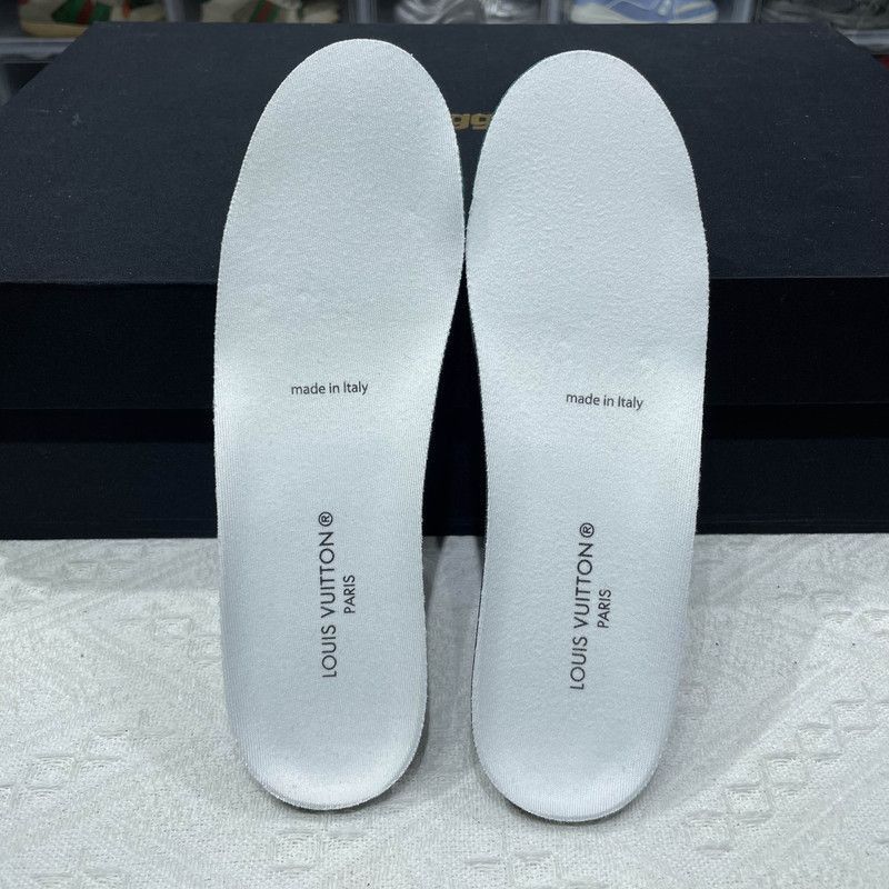 Louis Vuitton Louis Vuitton Charlie High-Top Sneakers for Women -2505 Size US 8 / IT 38 - 9 Thumbnail